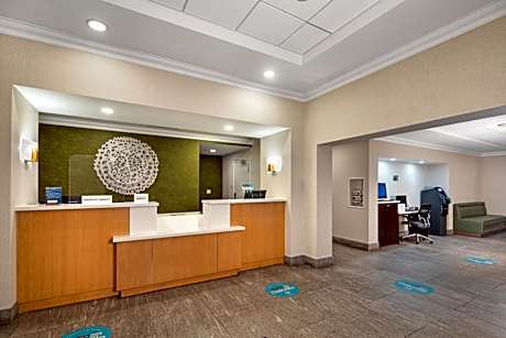 Fairfield Inn by Marriott Toronto Oakville
