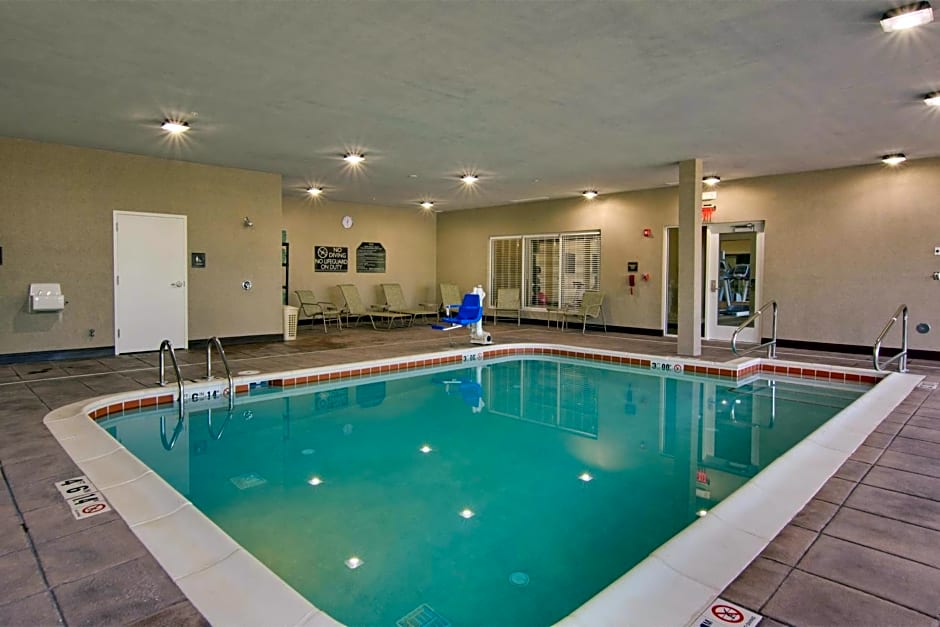 Hilton Garden Inn Benton Harbor / St. Joseph Reservations Center