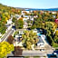 Walk To Parks, Dining & Lake! Game Room! Hot Tub!