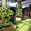 First And Frang Hotel