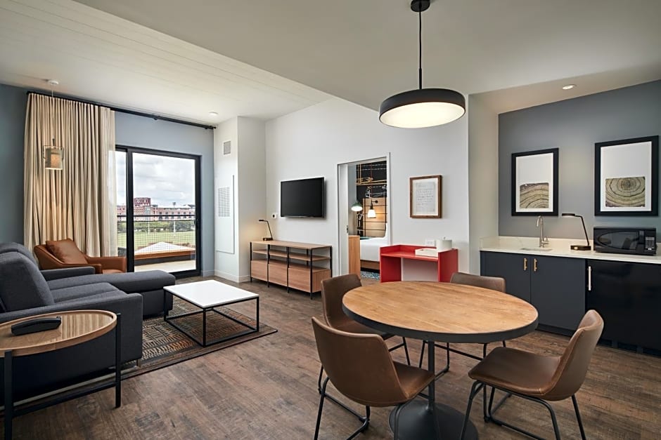Hotel Indigo Tallahassee - College Town By IHG