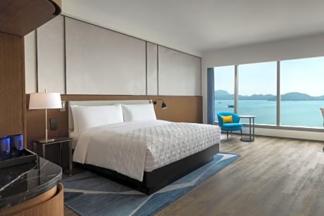 Studio Room with King Bed and Oceanfront View