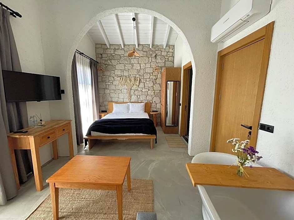 Rhea Alacatı Boutique Hotel