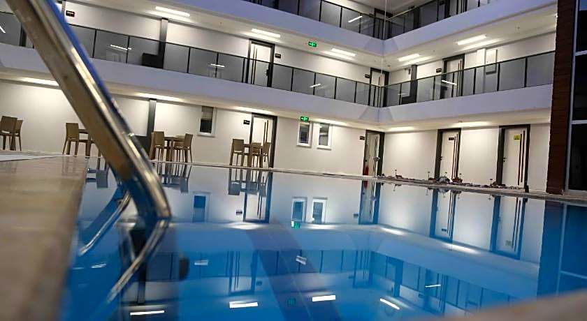 LADİK HOTEL