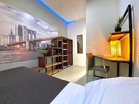 HOSTAL CONDESA