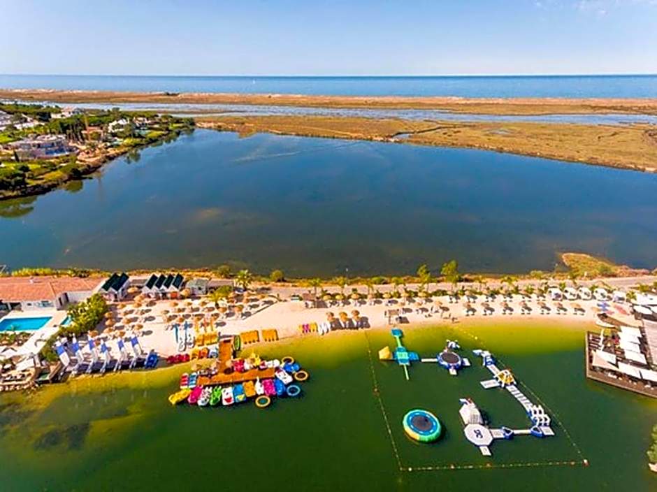 Scarlet's Place - 1 bed Victory Village Quinta Do Lago - beach, nature, lakes