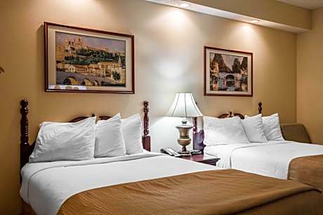 Double with 2 Double Beds - Non-Smoking