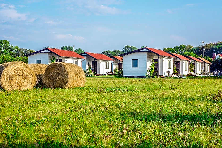 Domki Letniskowe Pod Orzechem Dziwnówek-Wrzosowo
