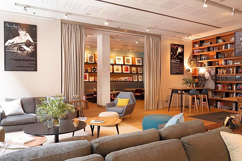 Hotel Zinema7