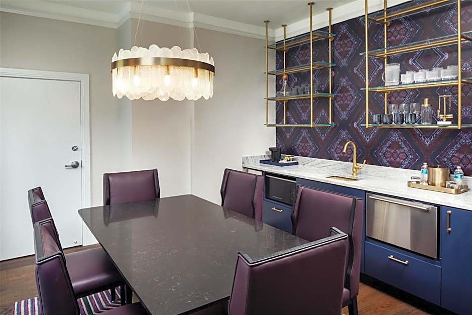 The Skirvin Hilton Oklahoma City