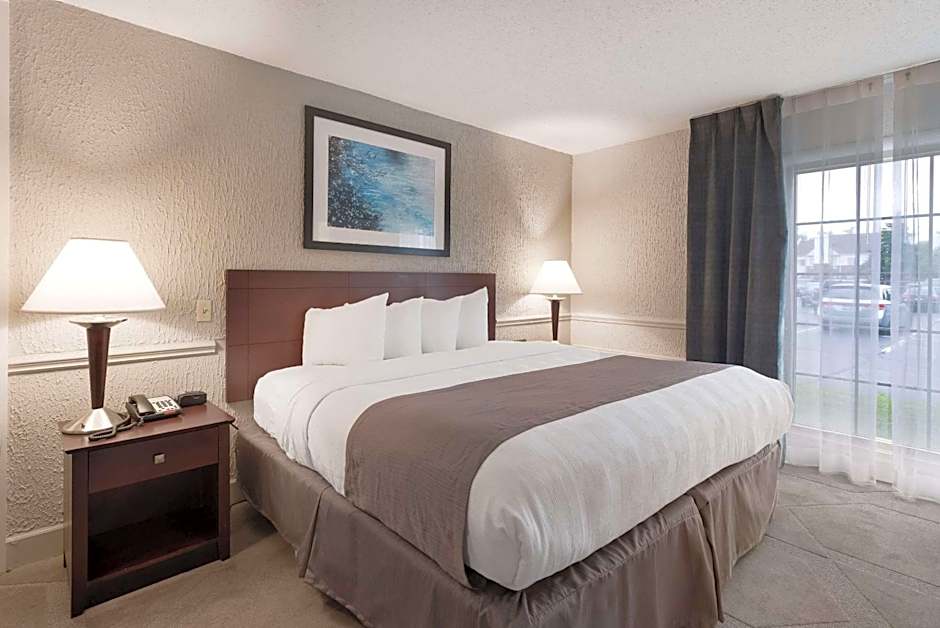 The Blu Hotel Blue Ash Cincinnati, Ascend Hotel Collection