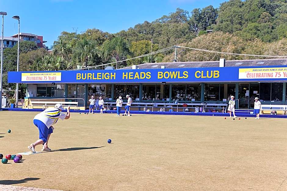 Oceanside Cove Holiday Apartments