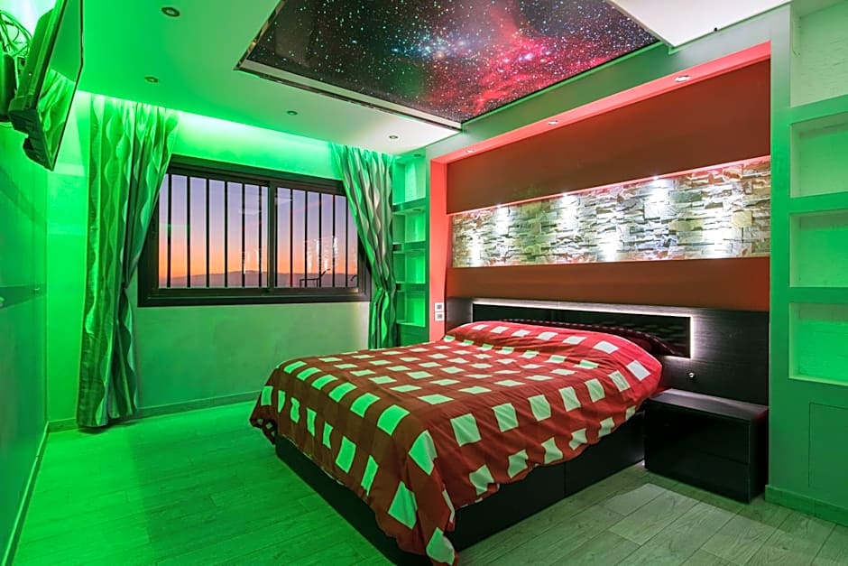 109 Penthouse , incredible view, Marco