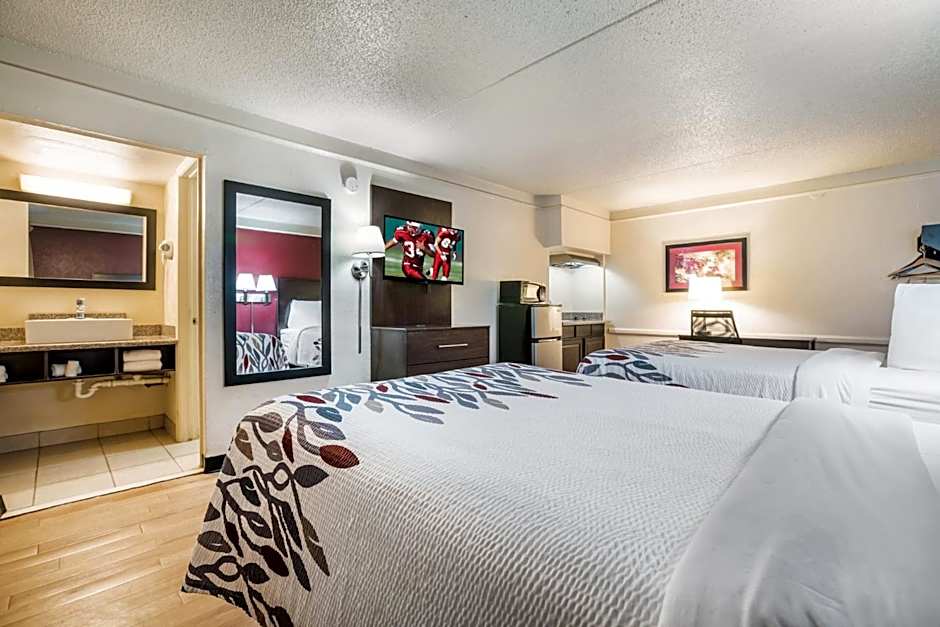 Red Roof Inn North Dallas - Park Central