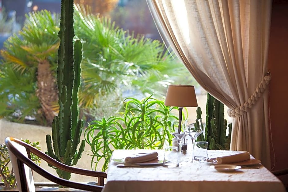 Hotel le relais de farrou