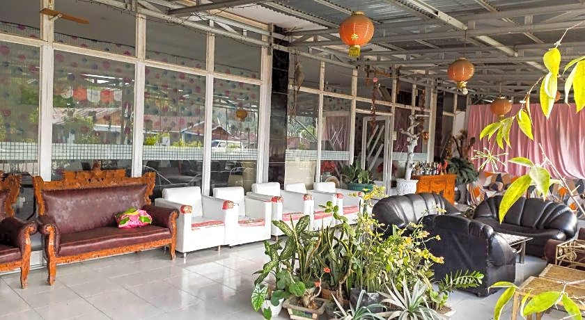 RedDoorz @ Lolak Bolaang Mongondow