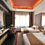 Le Bristol Hotel