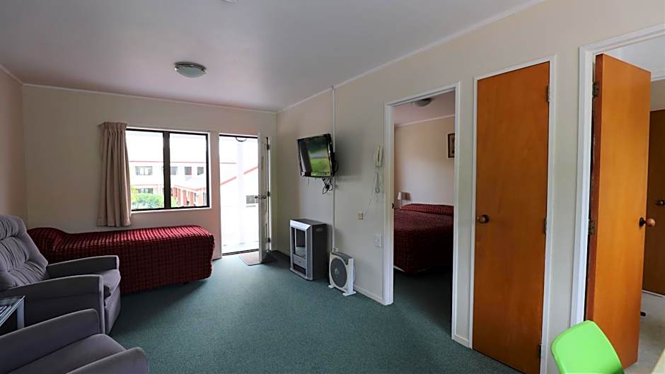 Bk's Counties Motor Lodge