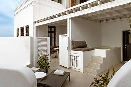 SENIOR SUITE - Partial Sea View - Outdoor Hot Tub