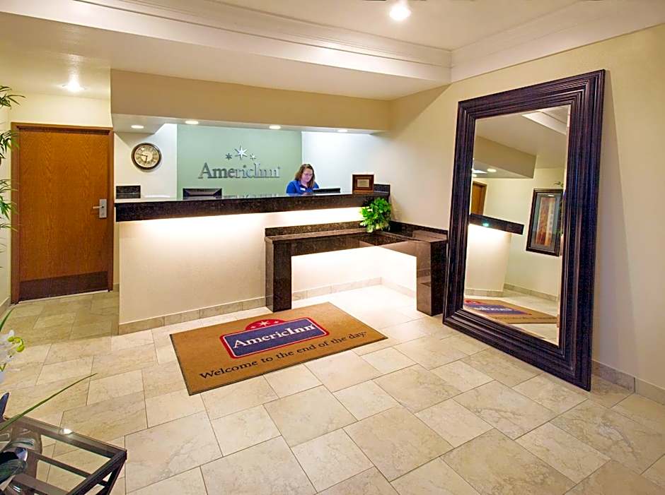 AmericInn by Wyndham Johnston Des Moines