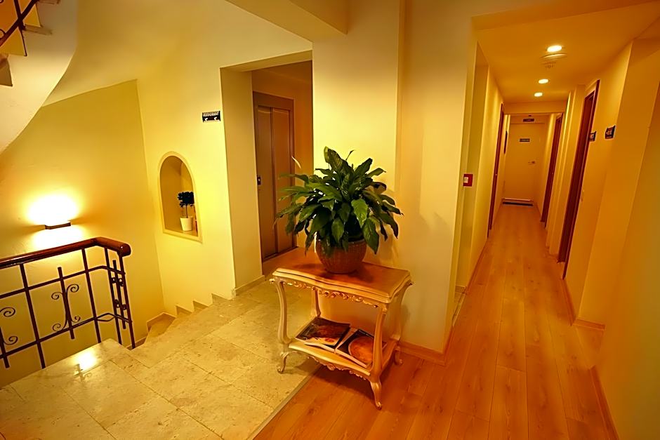 Molton Sisli MLS Hotel