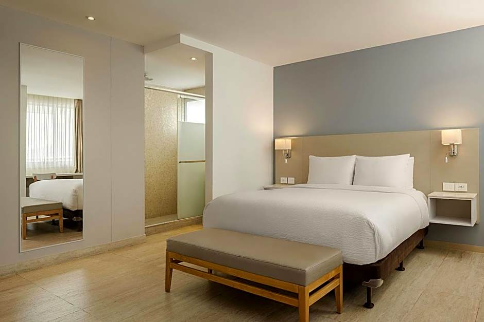 Courtyard By Marriott Santa Marta Resort