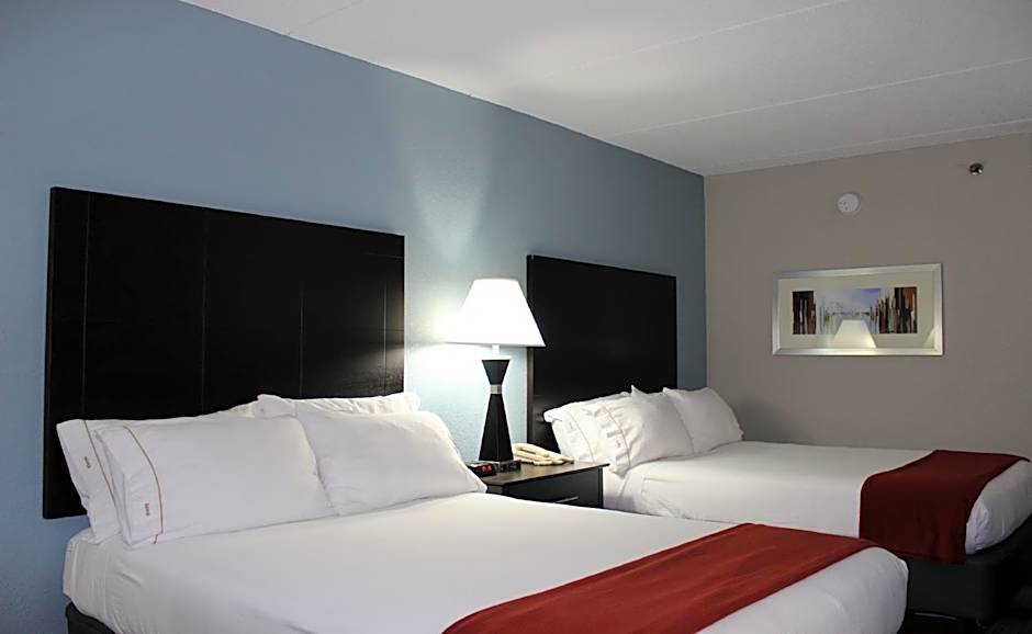 Holiday Inn Express Forsyth By IHG