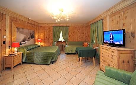 Superior Quadruple Room