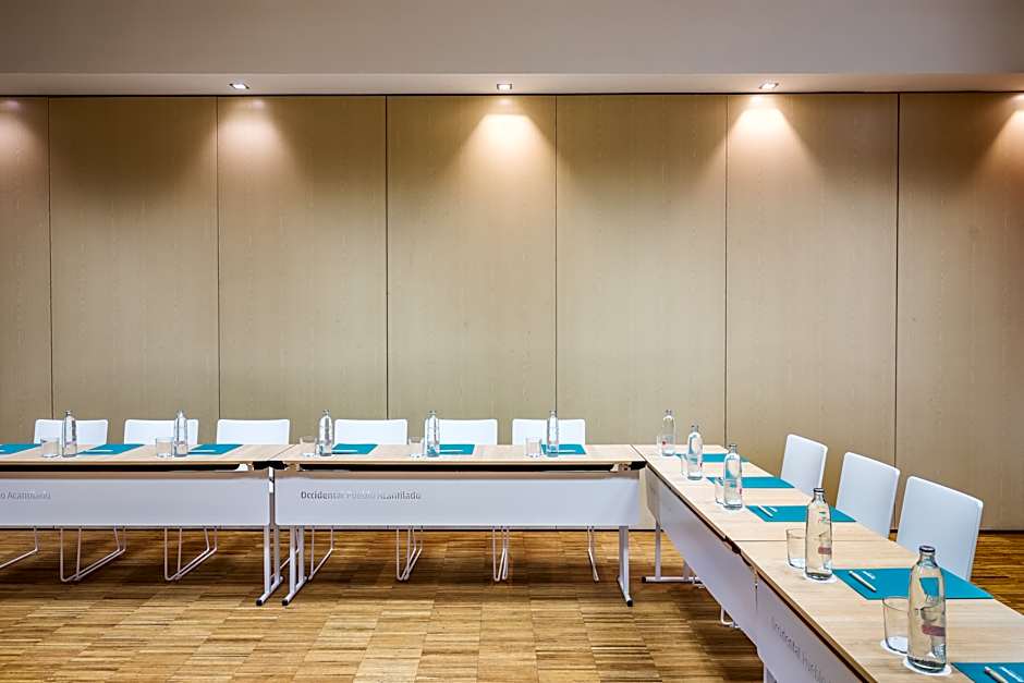 Occidental Pueblo Acantilado