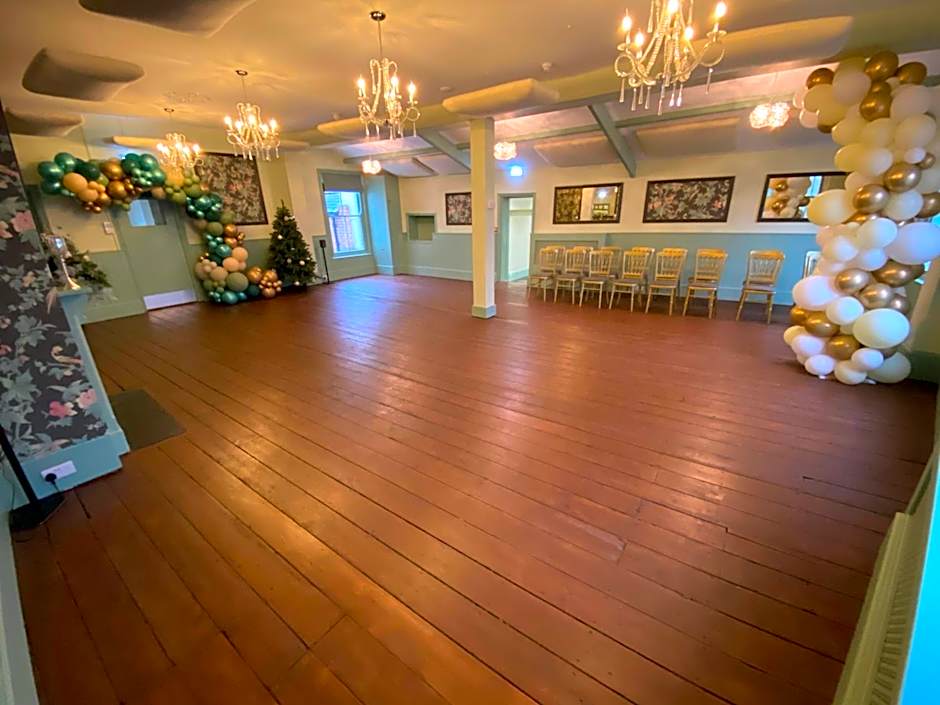 The Peppermill Town house Hotel & Restaurant