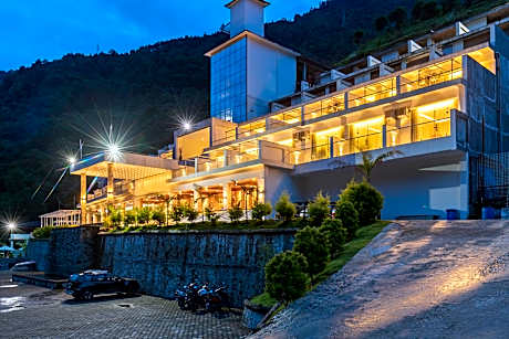 Bhotekoshi Heli Resort