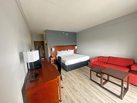 Deluxe King Room - Non-Smoking