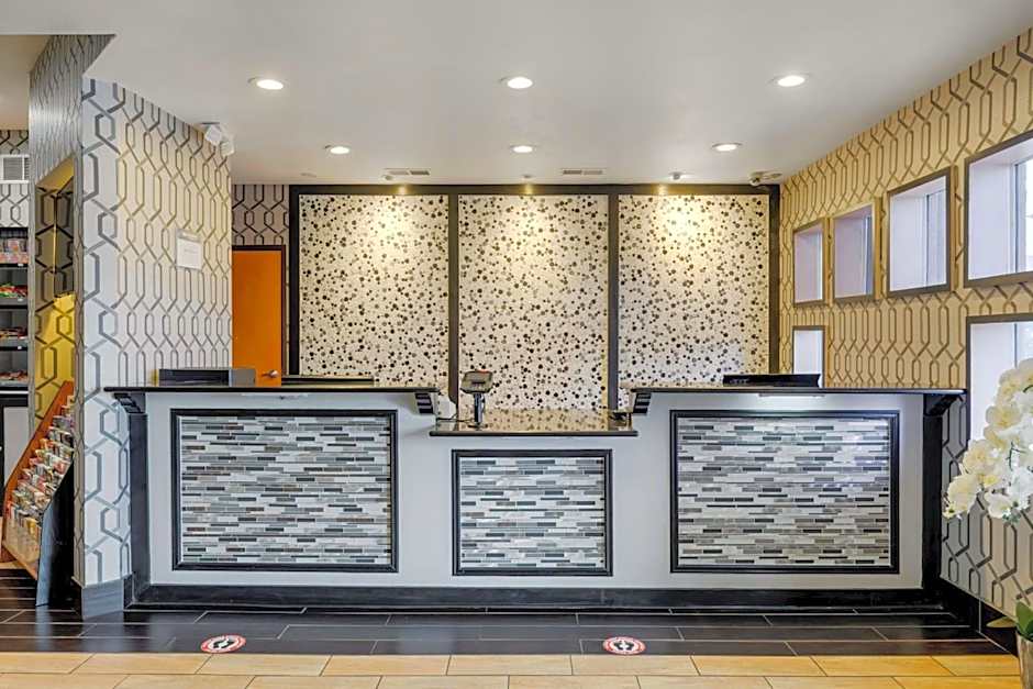 Best Western Plus Rockwall Inn & Suites