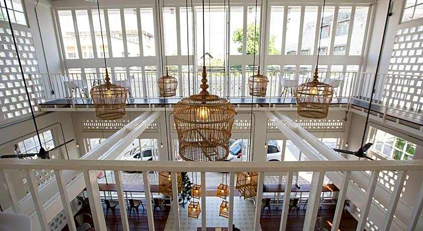 Memmoth Cafe & Hostel in Lampang