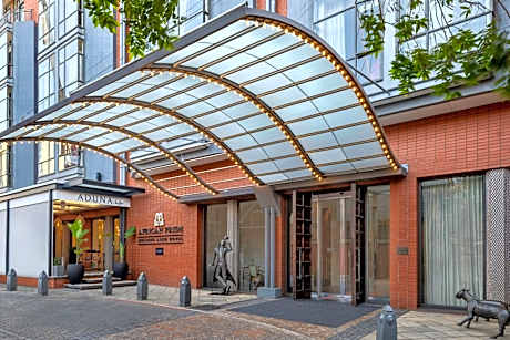 African Pride Melrose Arch Autograph Collection by Marriott