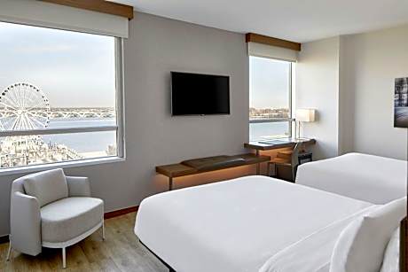 Queen Room with River View