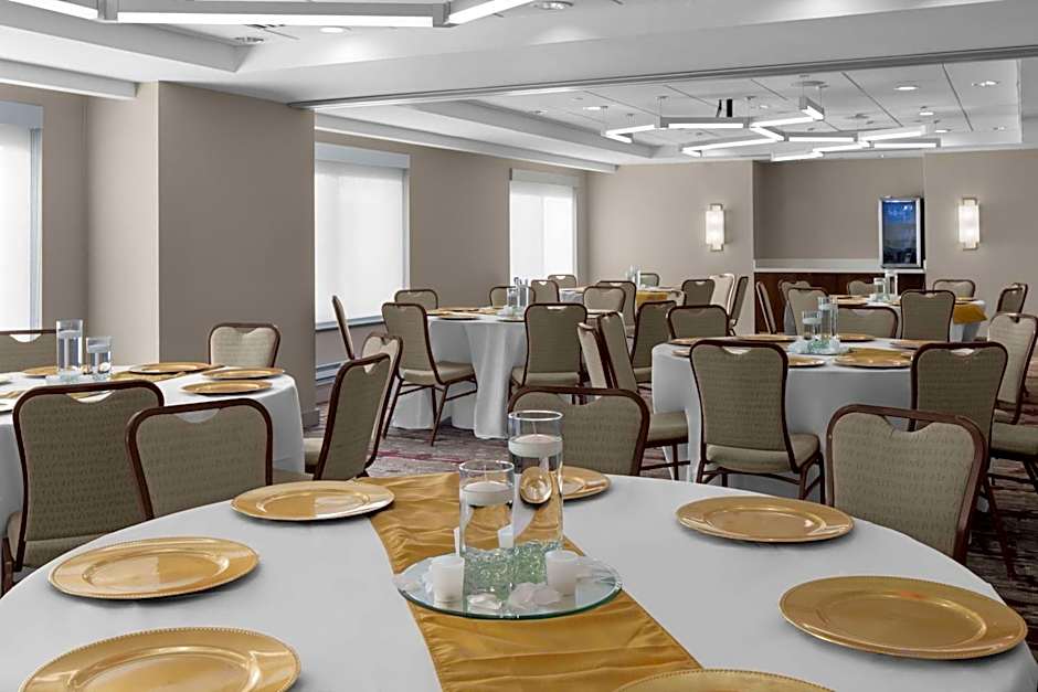 Hilton Garden Inn Bethesda Downtown