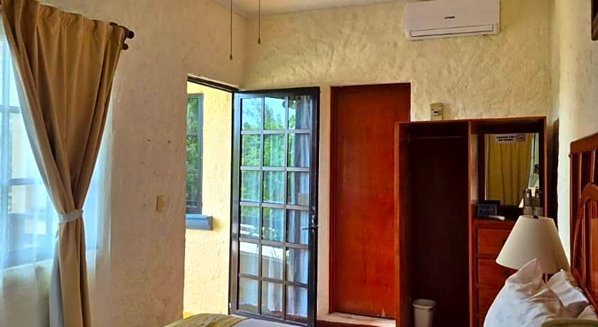 Hotel El Moro