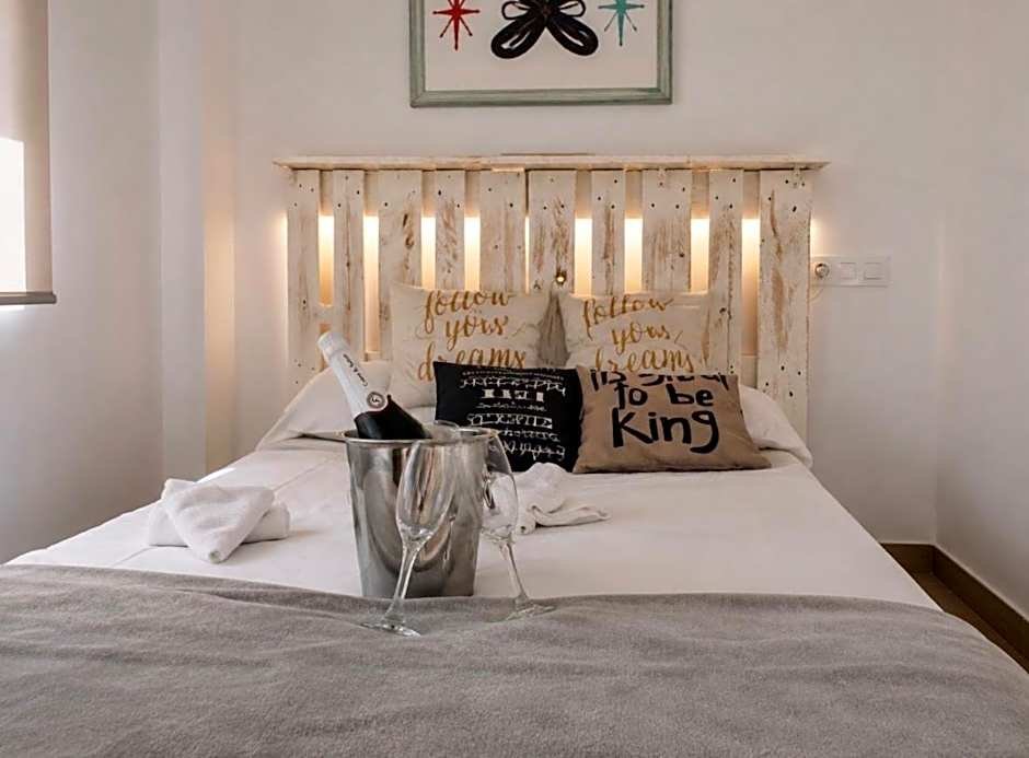 Hostal Ciempozuelos, Parque Warner y Madrid