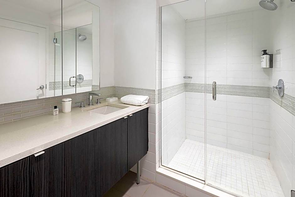 The Beekman Tower, Trademark Collection by Wyndham – New York, NY
