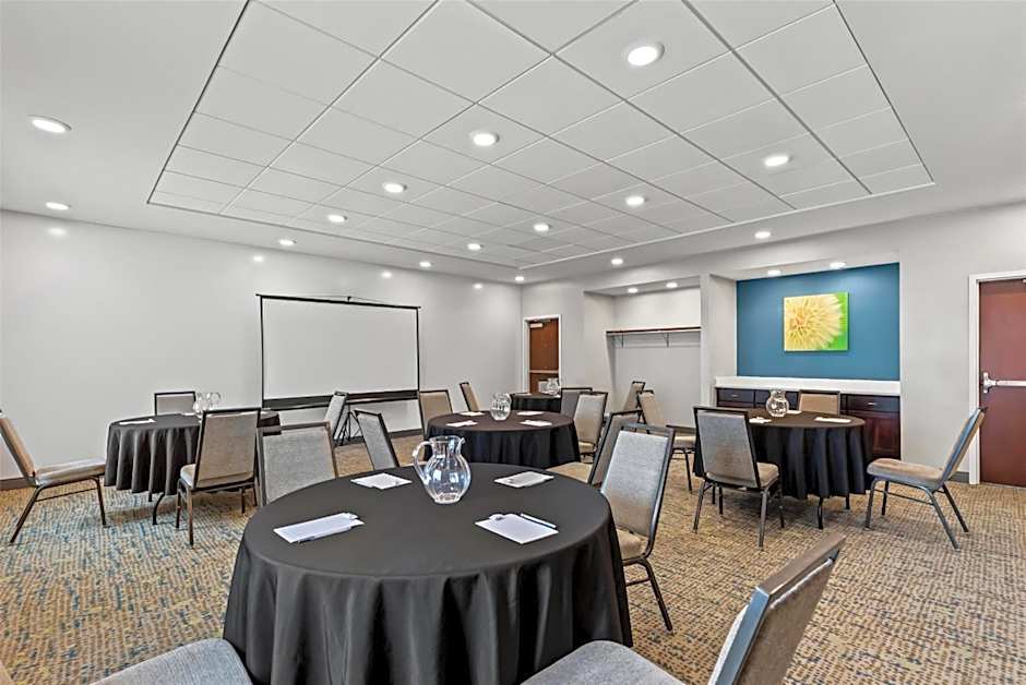 Hampton Inn By Hilton & Suites Fond du Lac