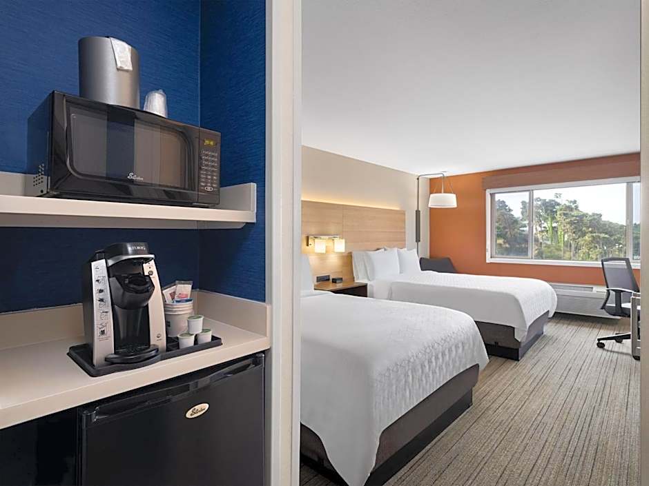 Holiday Inn Express Fort Bragg By IHG