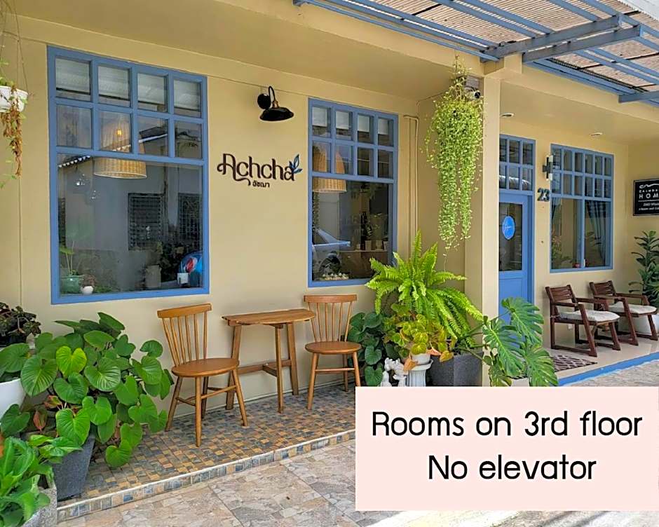 Achcha hotel - itsaraphap MRT station - Wat Arun