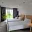Sea Green Boutique Rooms