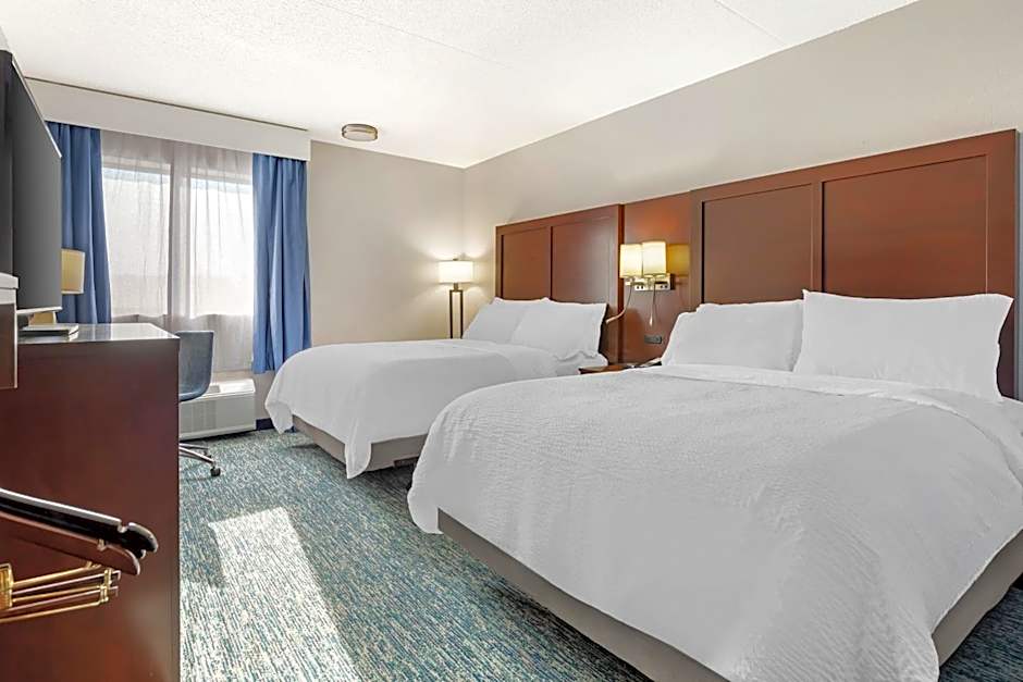 Garner Hotel Warren Northwest