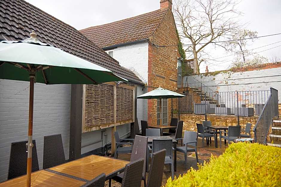 Red Lion Hotel by Greene King Inns