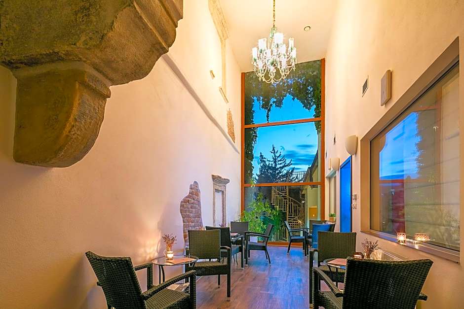 Wine Wellness Hotel Amande Hustopeče