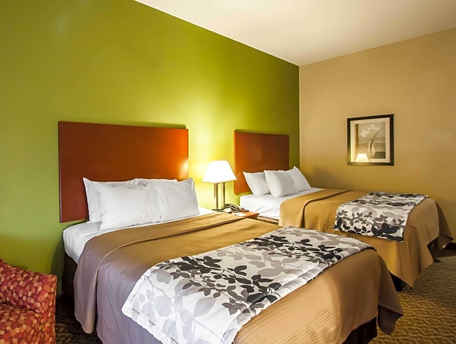 Sleep Inn & Suites Dyersburg I-155