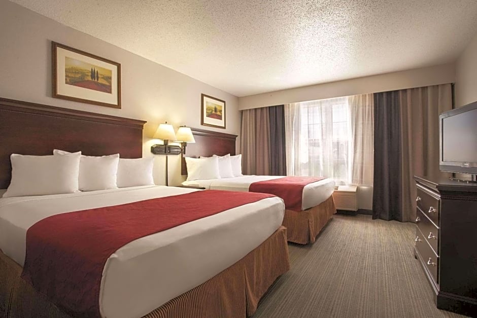 Country Inn & Suites by Radisson, Moline Airport, IL