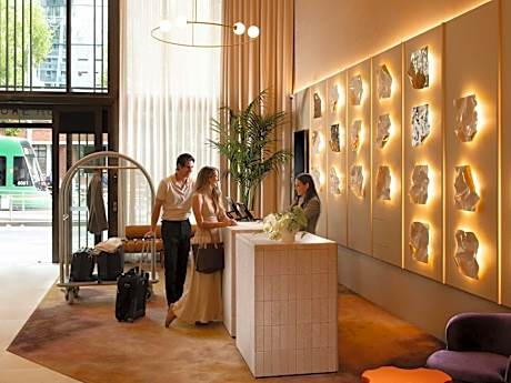 Mercure Melbourne La Trobe Street